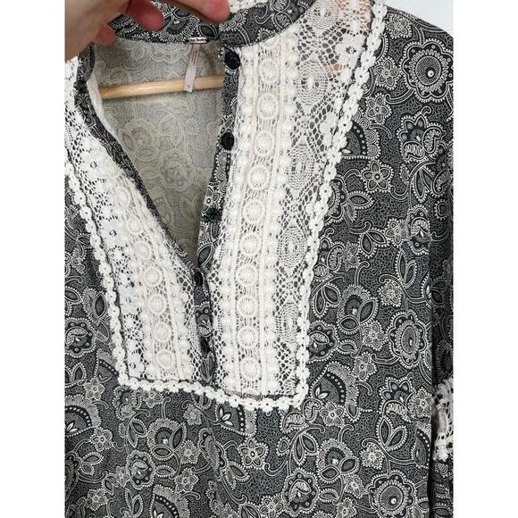 Free People Tunic Mini Dress Size 10 Black Beige Paisley Lace Trim Bohemian - Picture 6 of 14
